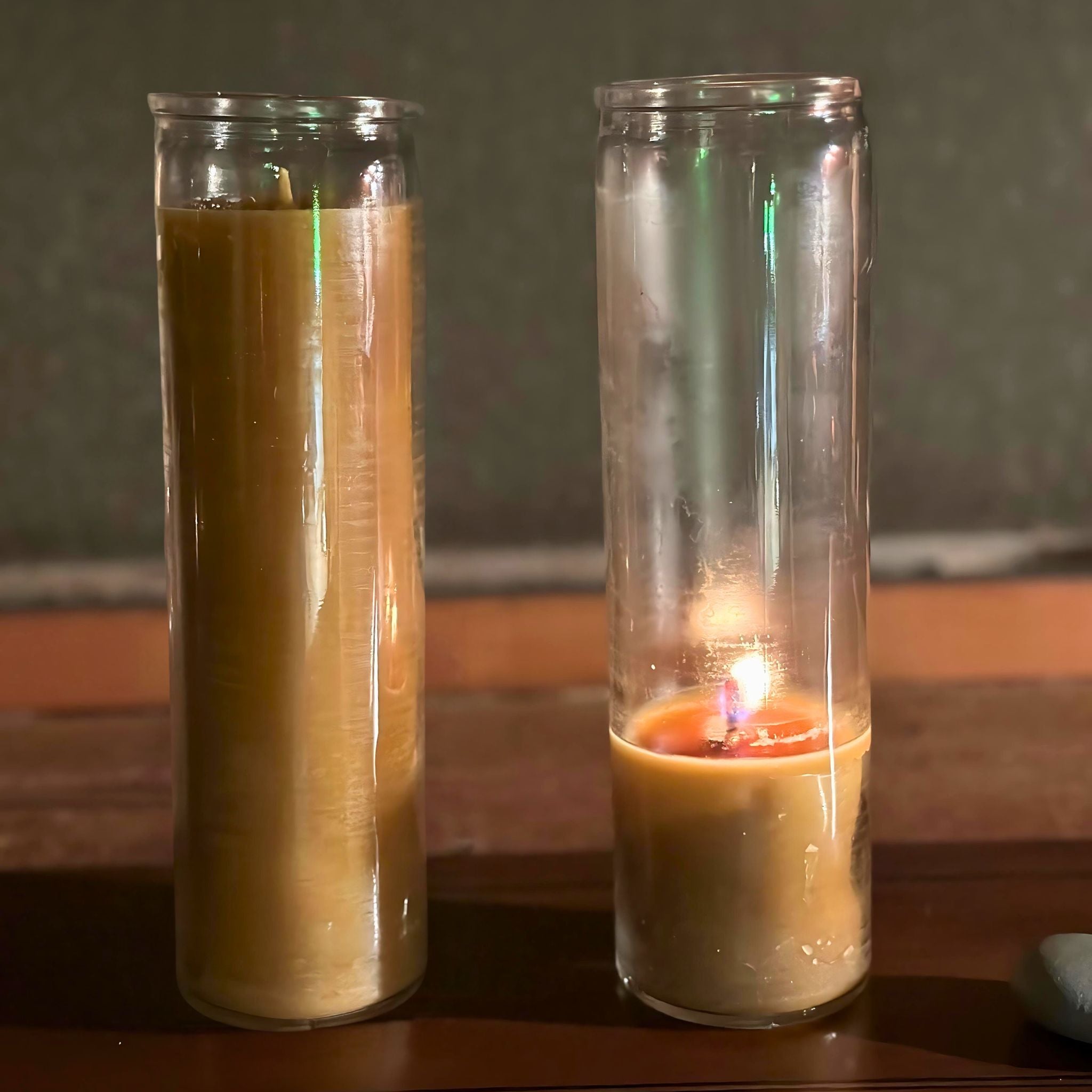 FewwEssentials 100 Hour Illumination Pure Beeswax Candle in Sanctuary Glass